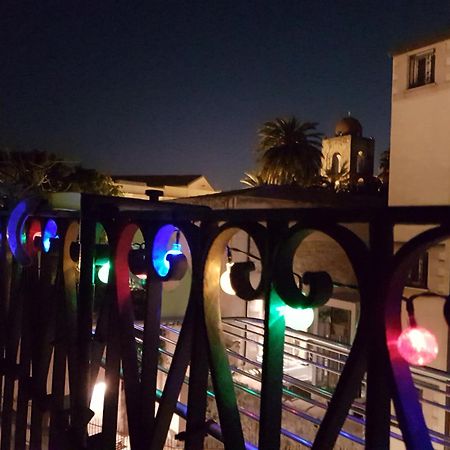 Casa Vacanze Villa D'Orleans Palermo Bagian luar foto