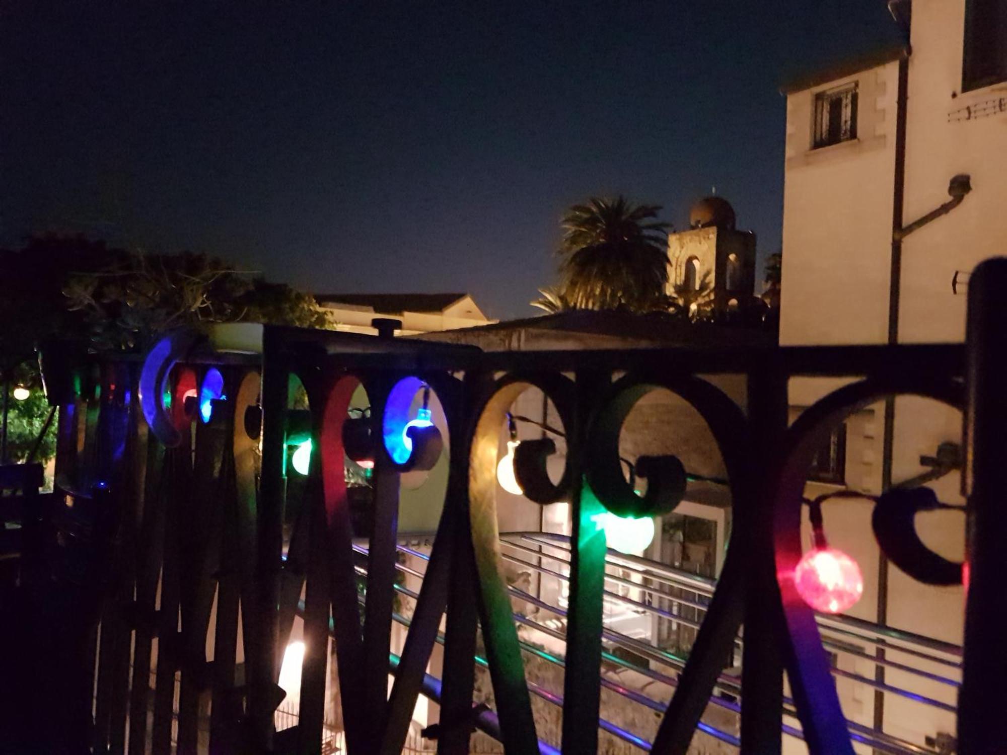 Casa Vacanze Villa D'Orleans Palermo Bagian luar foto