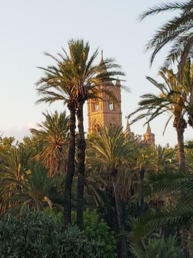 Casa Vacanze Villa D'Orleans Palermo Bagian luar foto