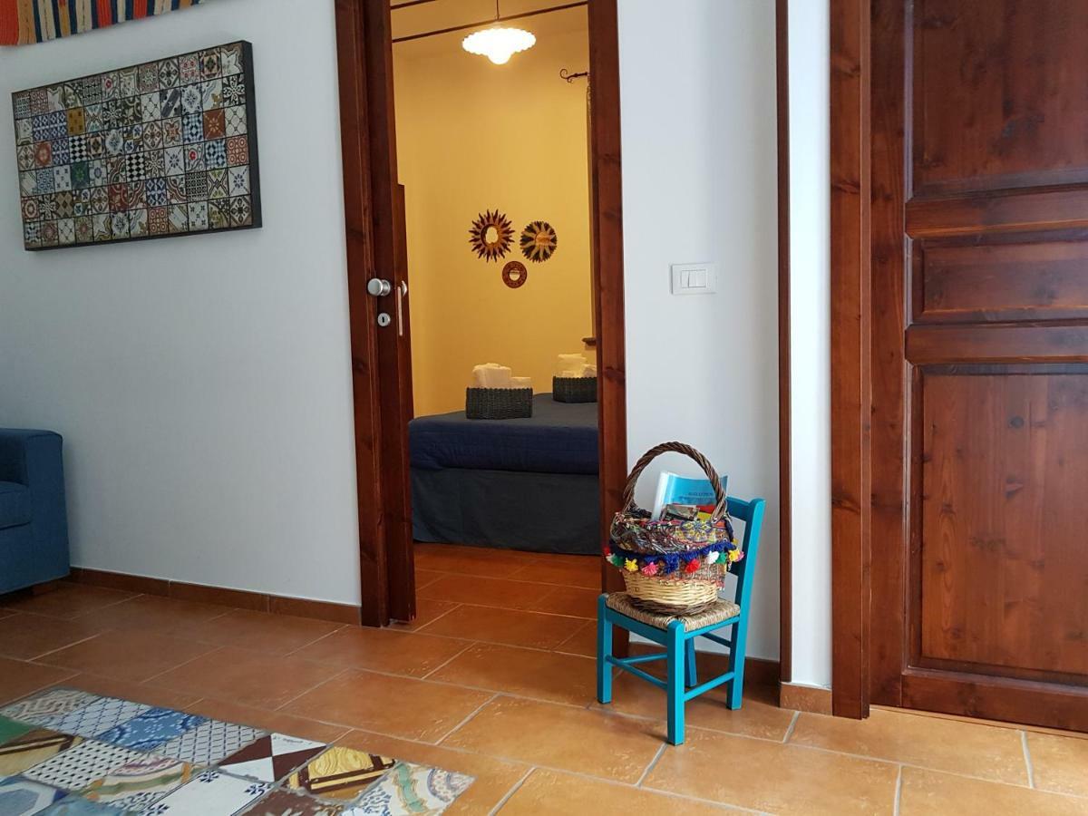 Casa Vacanze Villa D'Orleans Palermo Bagian luar foto