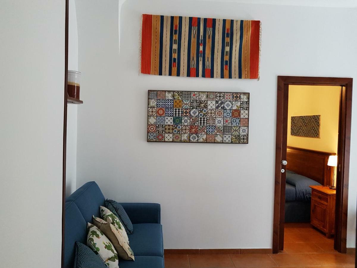 Casa Vacanze Villa D'Orleans Palermo Bagian luar foto